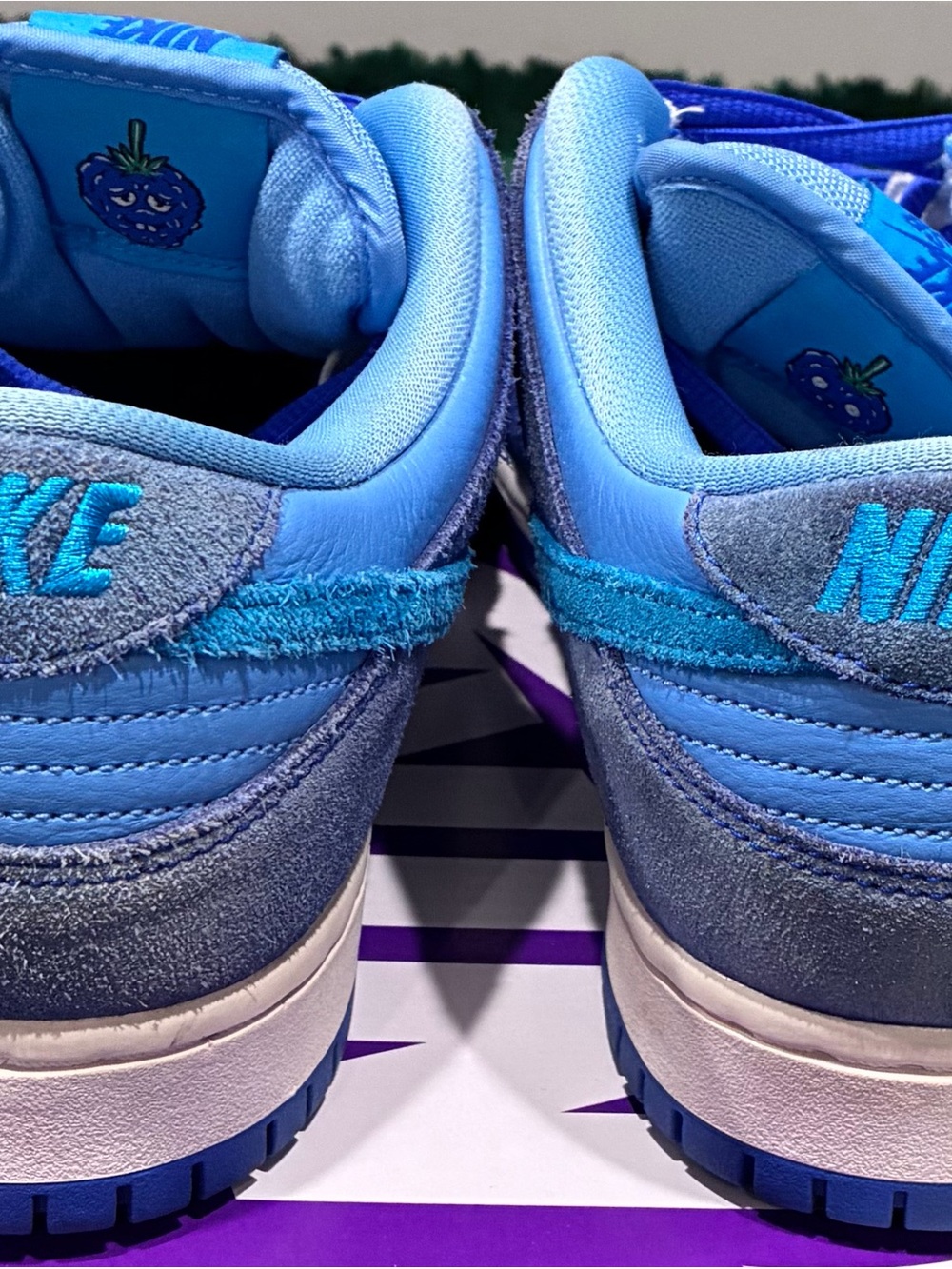 Nike SB Dunk Low Blue Raspberry Size 10.5 Pre-Owned/Used OG ALL! 100% AUTHENTIC! - Picture 5 of 9